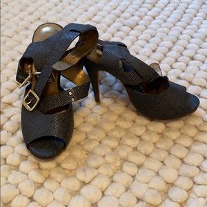 Cynthia Vincent stunning heels